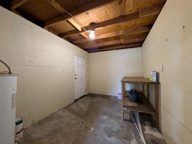 Building Photo - 313 Granada Dr