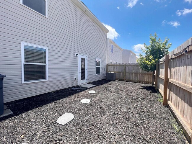 Building Photo - 103 Brinkleys Ln