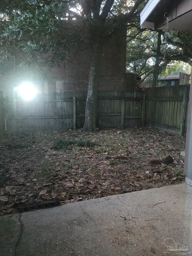 Building Photo - 8487 Old Spanish Trail Rd