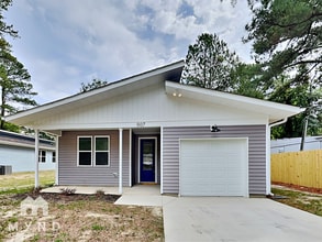 Building Photo - 907 East St