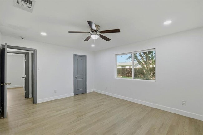 Building Photo - 11104 Ptarmigan Dr