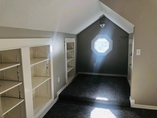 Upstairs - 6219 SW 21st Ave