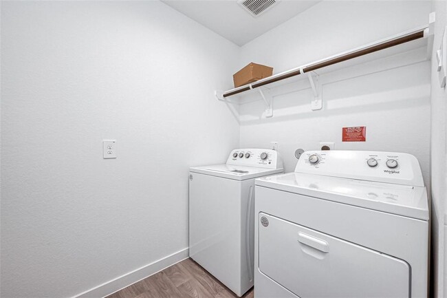 Building Photo - 31634 Brandon Ml Trl