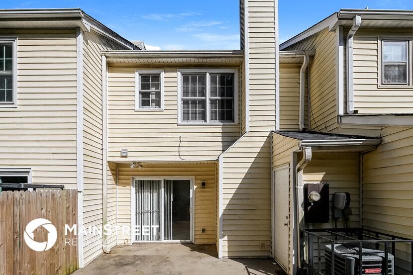 Building Photo - 1687 Hunting Creek Dr SE