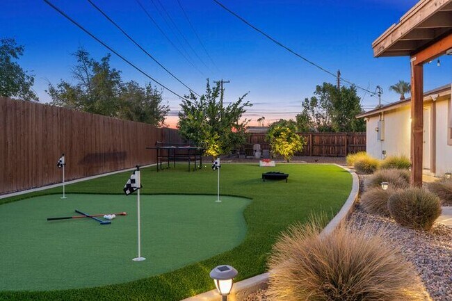 Building Photo - UN-FURNISHED!! 3 Bedroom/ 2Bath in Heart of Scottsdale!!