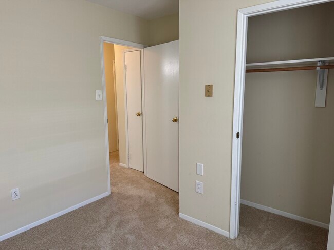 Building Photo - 14648 Balsam St