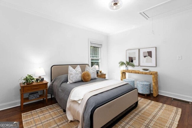 Building Photo - 987 Alloway Pl SE