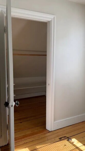 Building Photo - 148 De Pasquale Ave