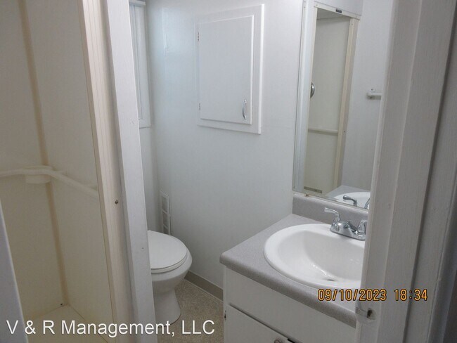 Building Photo - 2 br, 1 bath House - 2275 Silverton Rd NE