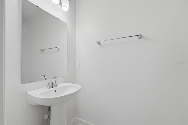 Building Photo - 2791 Raindrop Run St