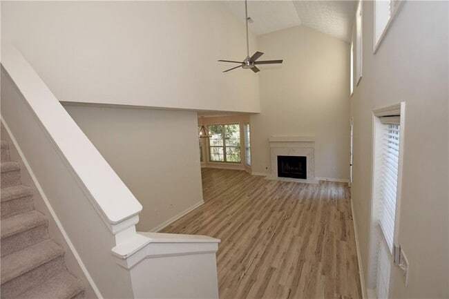 Building Photo - 3622 Avensong Village Cir