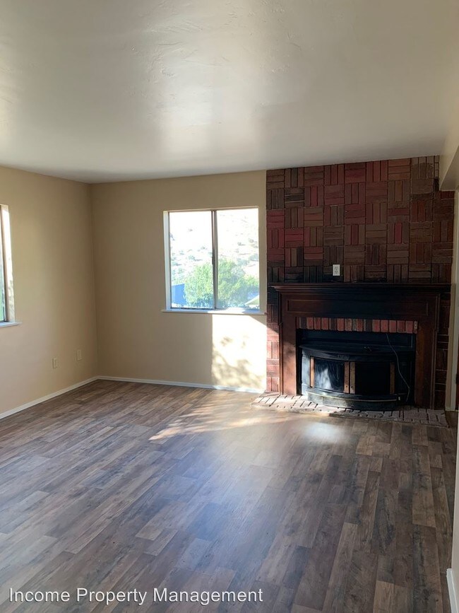 Building Photo - 2 br, 1 bath House - 100 Aspen Drive