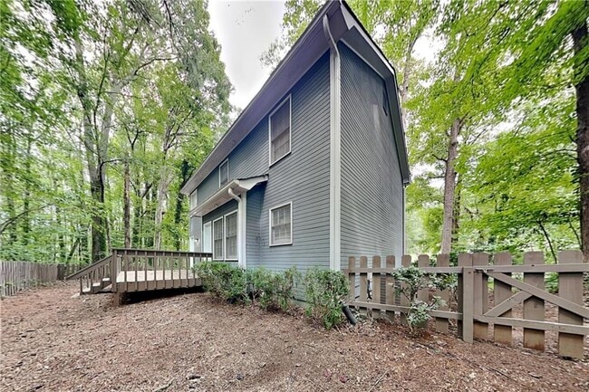 Building Photo - 4131 Kalb Ct SW
