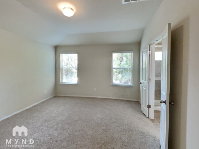 Building Photo - 20216 Boggy Ford Rd