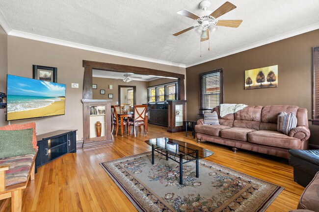 Building Photo - 935-937 Marshall Avenue