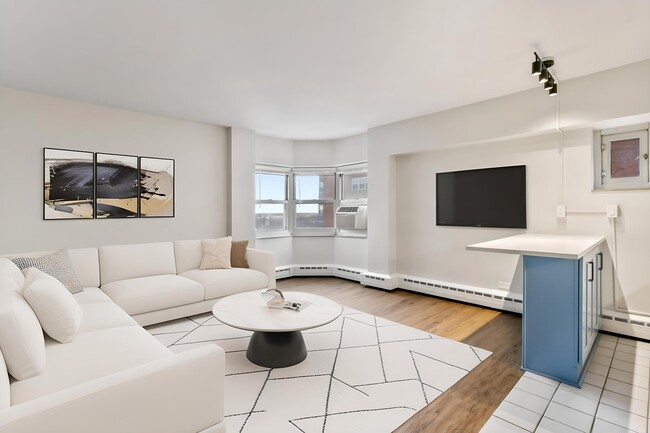 Building Photo - 4980 N Marine Dr