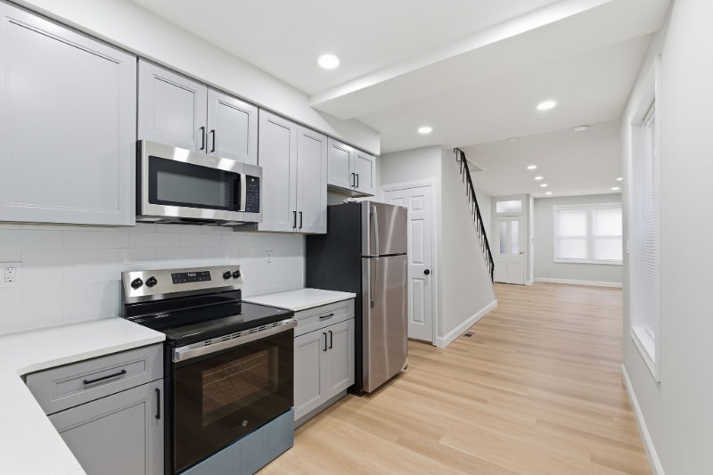 Building Photo - 2125 N 28th St