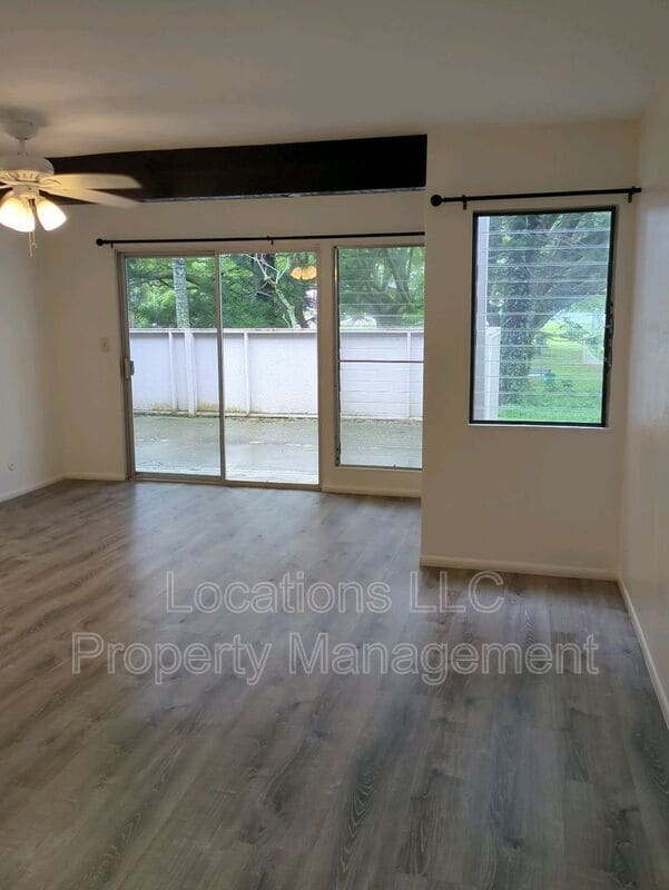 Building Photo - 44-121 Laha St