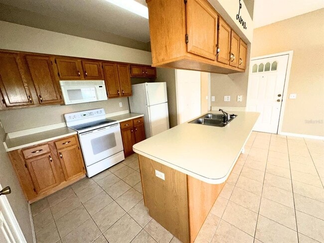 Building Photo - 905 Eagle Pond Dr