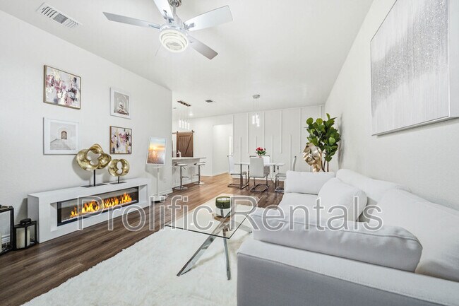 Building Photo - 5101 Rose Petal Ct