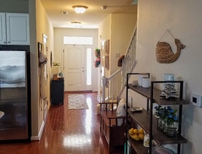 Building Photo - 35469 Mercury Dr