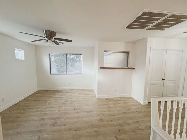 Building Photo - MOVE IN SPECIALS!! 15 DAYS RENT FREE!! Wonderful large, 4 br 2.5 ba family home in Johnson Ranch