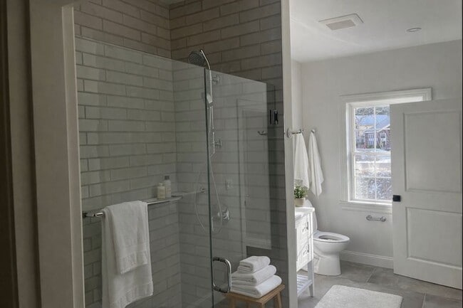 Building Photo - 2 Proprietors Dr