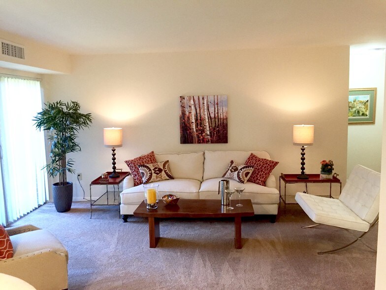 Rock Creek Woods 13205 Twinbrook Pky Rockville MD 20851 Apartment