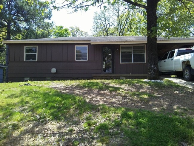 Building Photo - Zillow