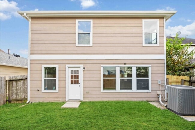 Building Photo - 2623 Skyview Glen Ct