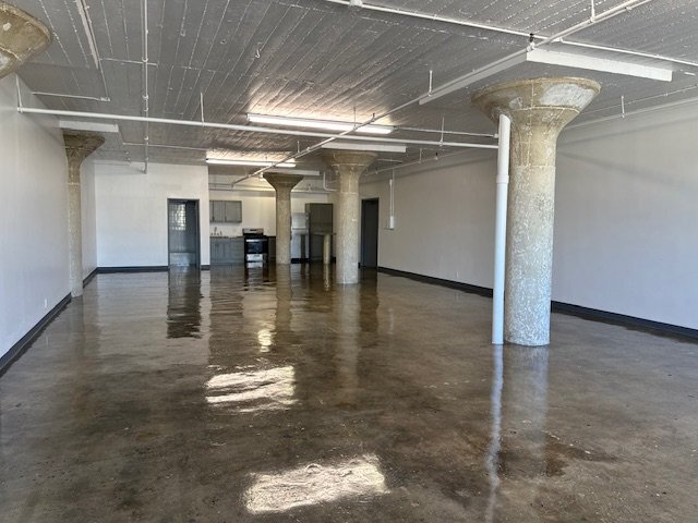 Building Photo - 1308 Factory Pl