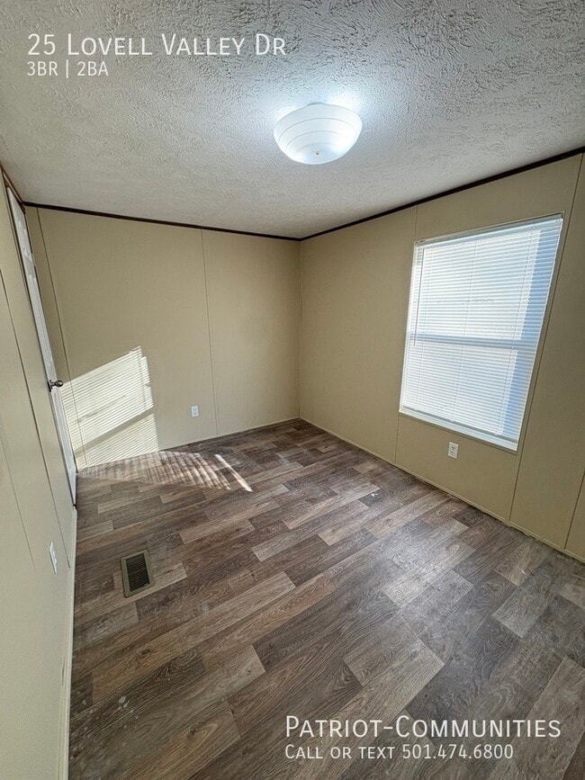 Building Photo - 25 Lovell Valley Dr