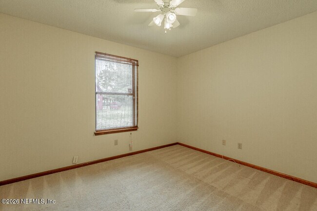 Building Photo - 4523 Chipmunk Rd