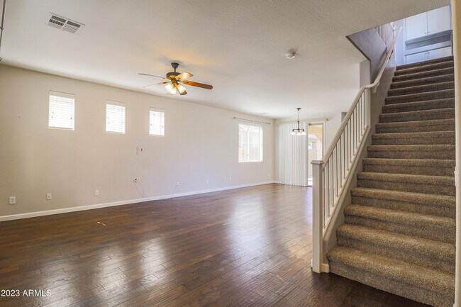 Building Photo - 15304 W Wethersfield Rd