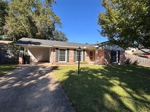 Building Photo - 334 Wayne Dr