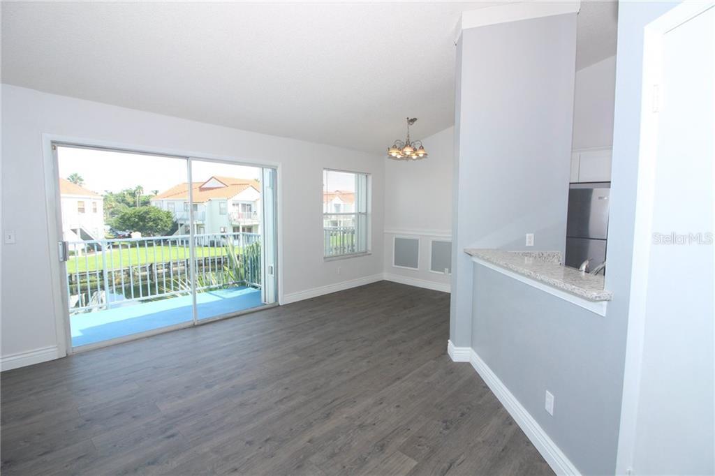 Building Photo - 2556 Woodgate Blvd