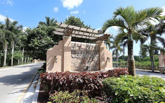 Building Photo - 964 SW 147th Ave