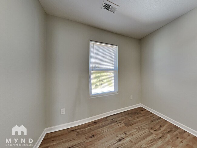 Building Photo - 6530 Paw Village Rd