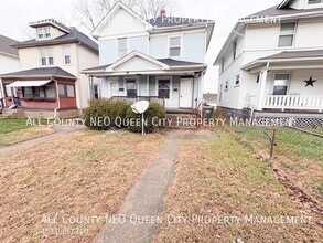 Building Photo - 227 Pleasant Ave