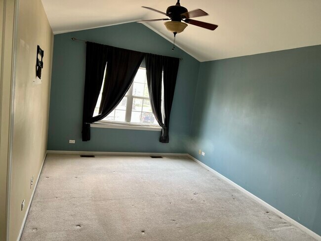 Building Photo - 1165 Edington Ct