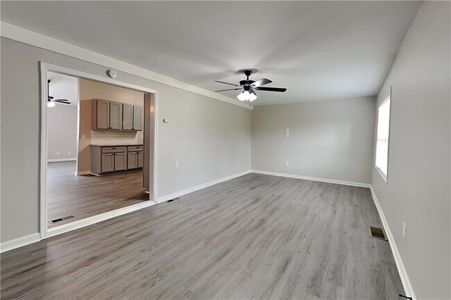 Building Photo - 107 Hartley Woods Dr