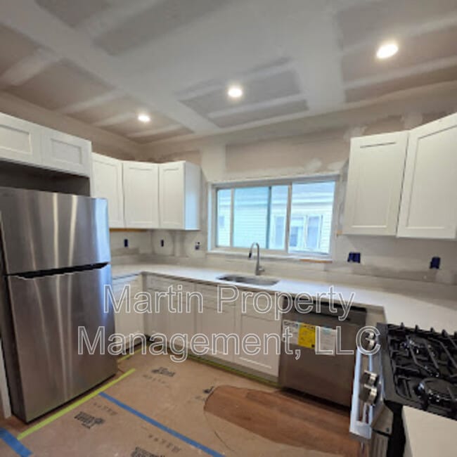 Building Photo - 42-44 Whitman Street - 2