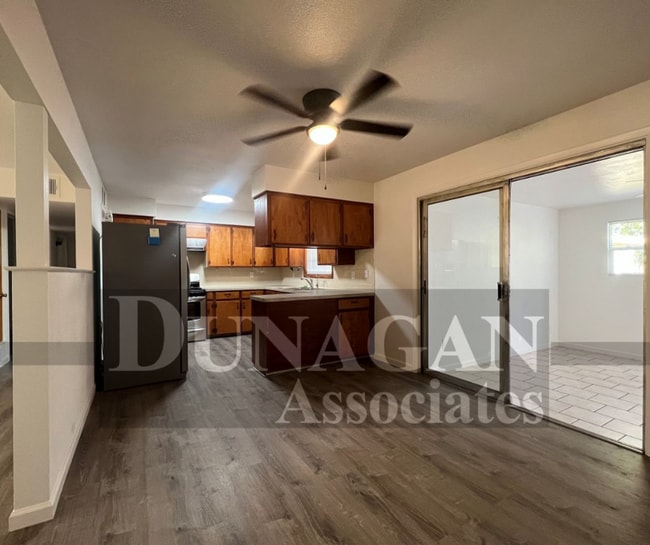 Building Photo - OPEN HOUSE ON 10/17 @ 2:25! Call us today ...
