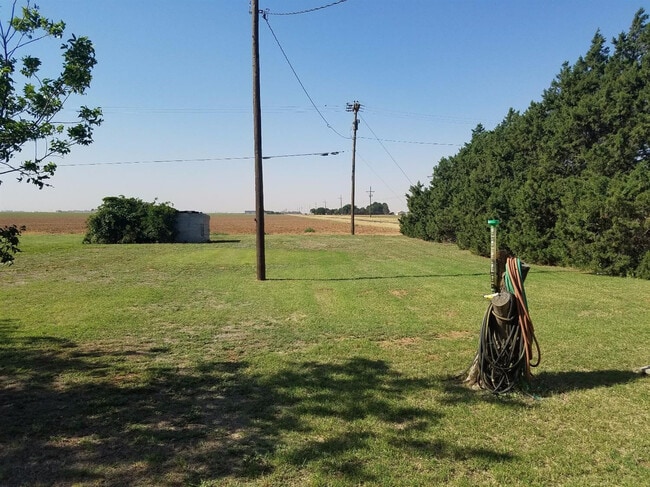 Building Photo - 8902 E County Rd 7700
