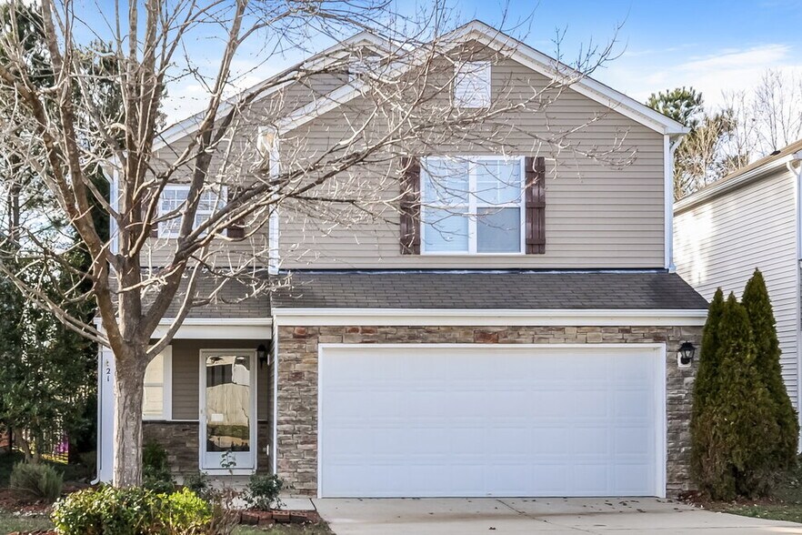 Primary Photo - 21 Valleyfield Dr