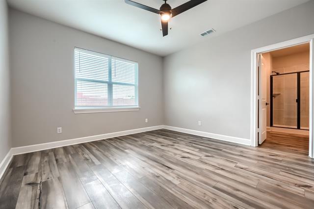 Building Photo - 909 Emerson Dr