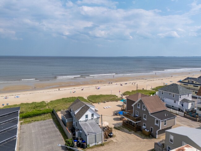 Building Photo - 2 Traynor St