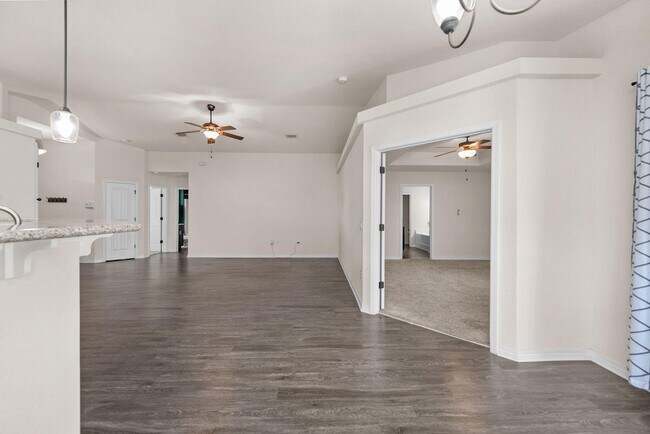 Building Photo - 4395 Thistle Pine Ct