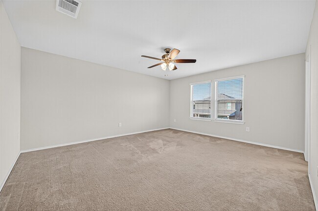 Building Photo - 5027 Brewcastle Ln