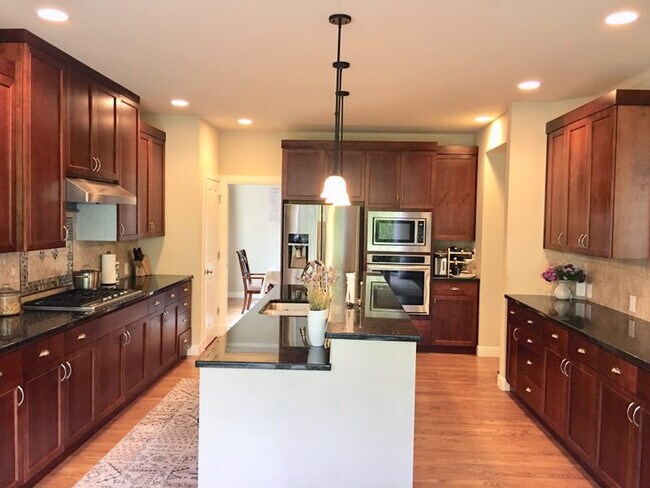 Building Photo - Great house to rent
